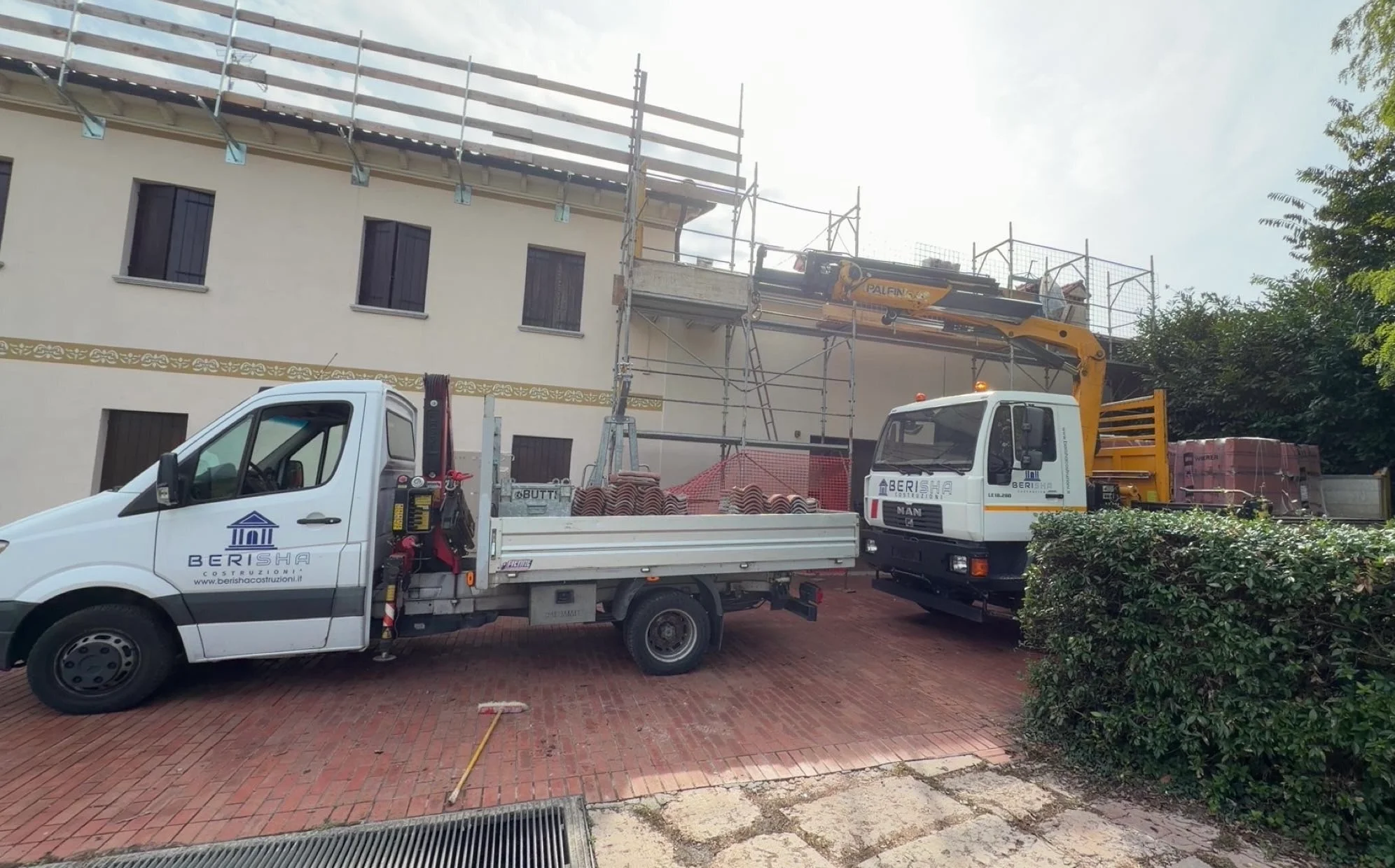 Rifacimento copertura — 1
